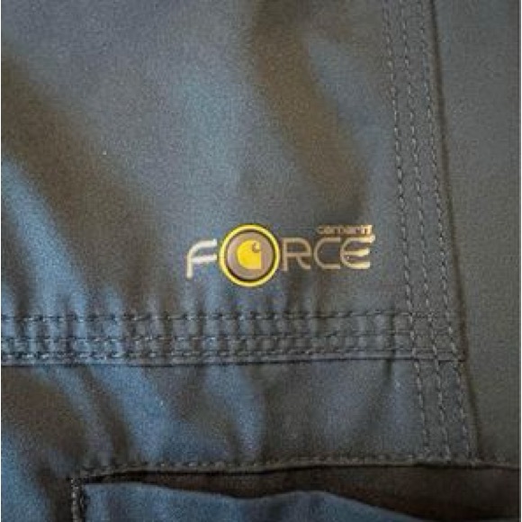 Women’s carhartt force scrubs - Picture 3 of 4